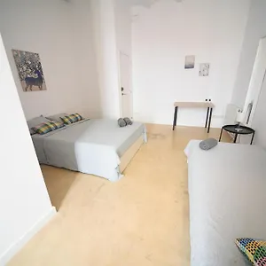 Ostello Close To Sagrada Familia, Barcellona